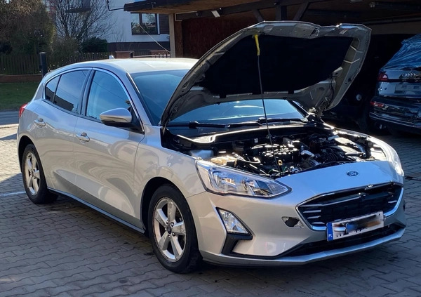 Ford Focus cena 25900 przebieg: 140000, rok produkcji 2018 z Namysłów małe 172